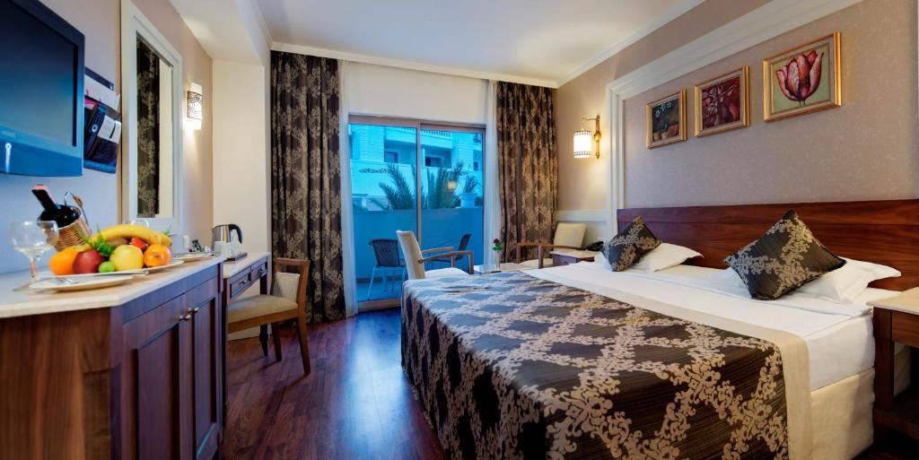 Standard Double or Twin Room Sea View,944985223:JPEG